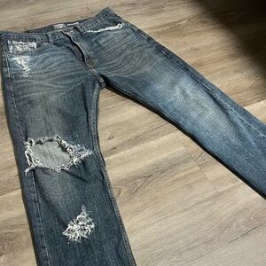 34x32 LEVIS JEANS